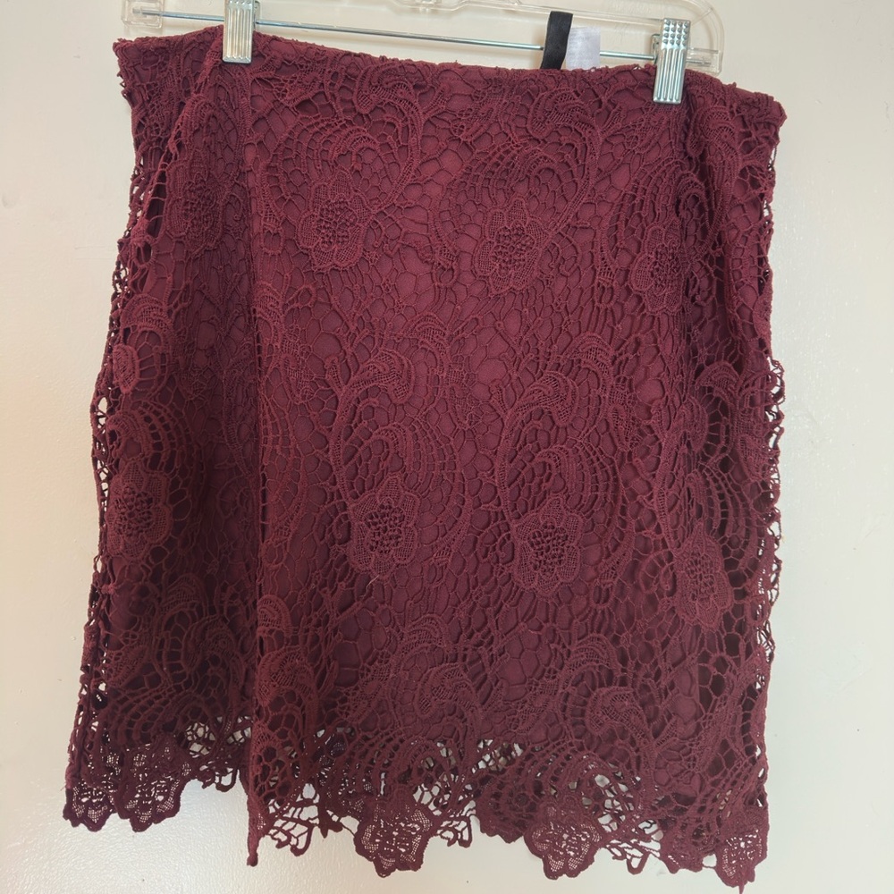 H&M Burgundy Lace Pencil Skirt